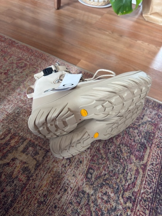 Oakley Meridian Boots main image 4